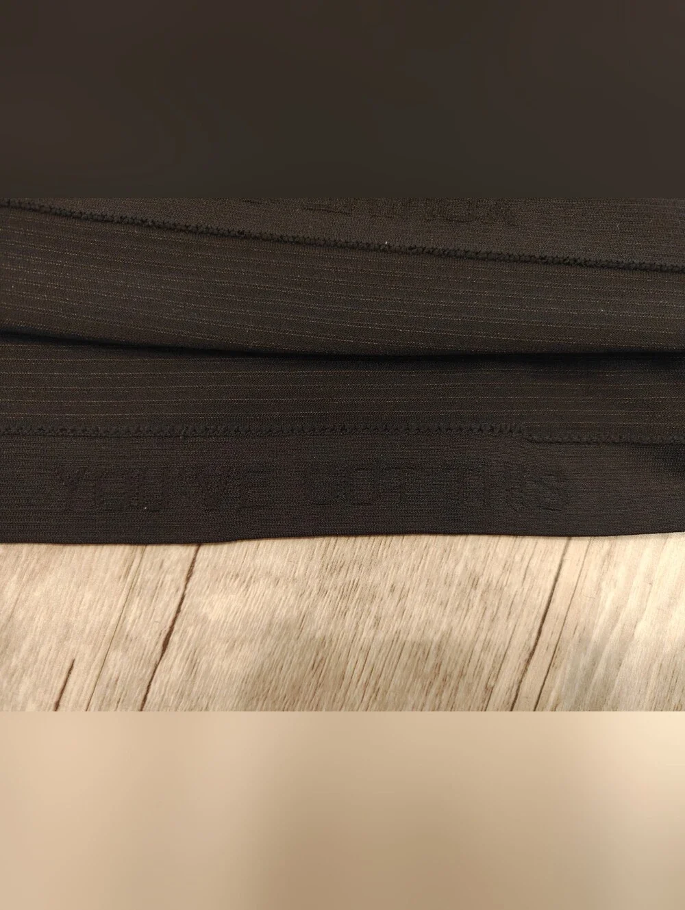Lululemon Swiftly Polo Crop Shirt Size 0 Black NWOT - Picture 4 of 4